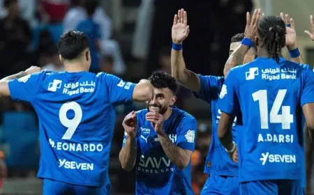 تشكيلة الهلال المفاجئة أمام الخليج في الدوري السعودي تثير اهتمام الجماهير