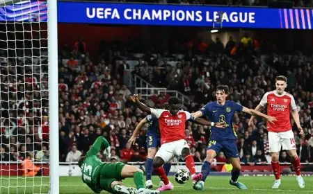ساكا يقود أرسنال للتفوق على أتلتيكو مدريد في الشوط الأول
