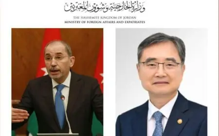 وزير الخارجية الأردني يلتقي بنظيره الكوري لبحث آخر تطورات الأوضاع في المنطقة