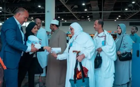 مصر للطيران تطلق اليوم جسرها الجوي لنقل 4933 حاجا إلى جدة لخدمة ضيوف الرحمن