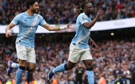 مانشستر سيتي يتجاوز برينتفورد وينافس أرسنال على صدارة الدوري الإنجليزي