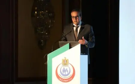 وزير الصحة يحتفل بمرور عامين على حملة معا لبر الأمان لعلاج سرطان الكبد