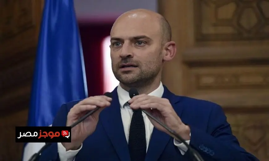 وزير خارجية فرنسا يحث على بدء مفاوضات لاستئناف حركة الملاحة في مضيق هرمز