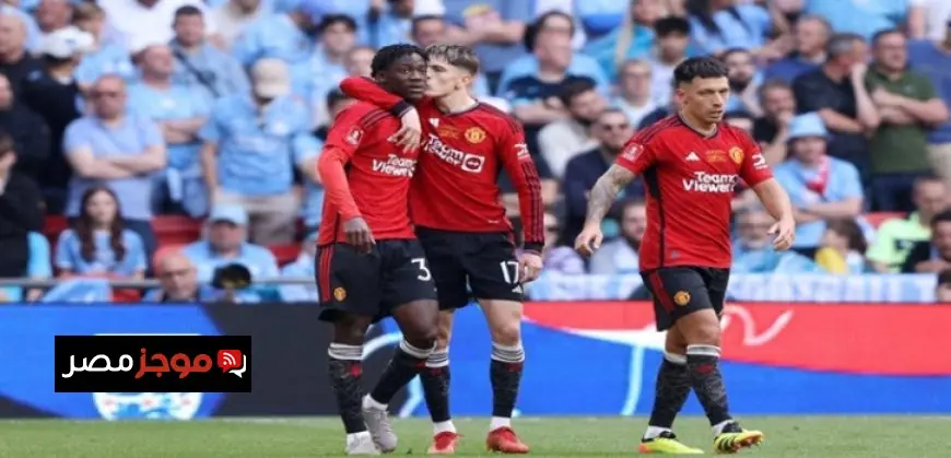 مواجهة مثيرة بين مانشستر يونايتد وليفربول في الدوري الإنجليزي بدون محمد صلاح