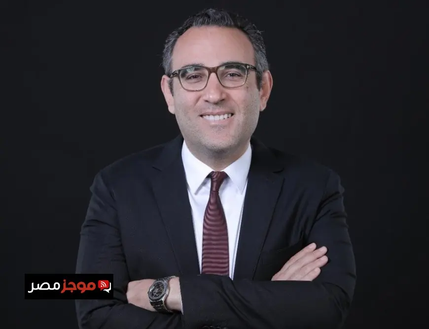 محمد الدماطي يؤكد قدرة الأهلي على تخطي الأزمات ويشدد على أهمية دعم الجماهير في ظل الانقسام