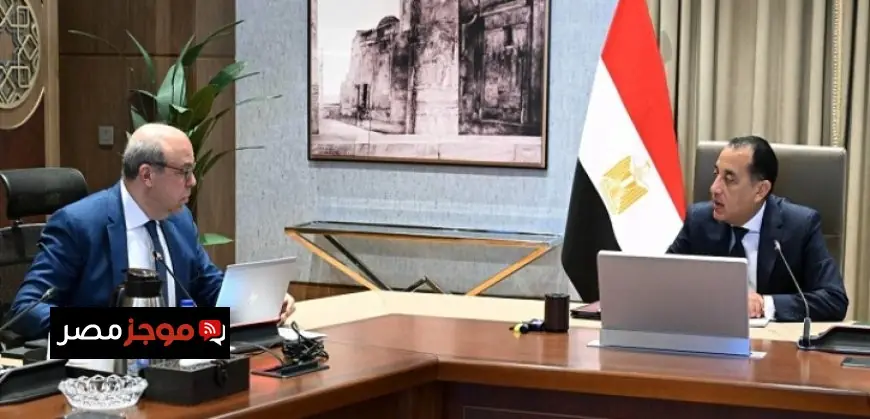 رئيس الوزراء يشدد على ضرورة تحسين وتطوير المطارات لتعزيز النمو الاقتصادي