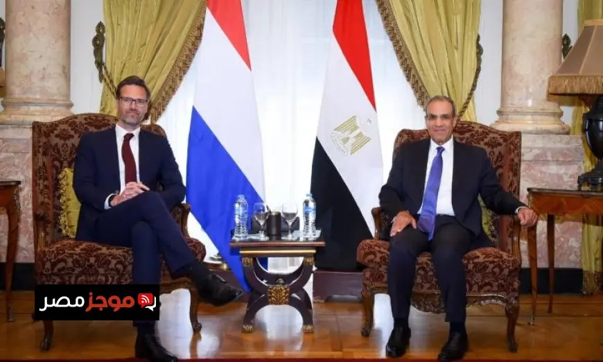 عبد العاطي يؤكد أهمية التعاون مع الحكومة الهولندية الجديدة لتعزيز العلاقات بين مصر وهولندا