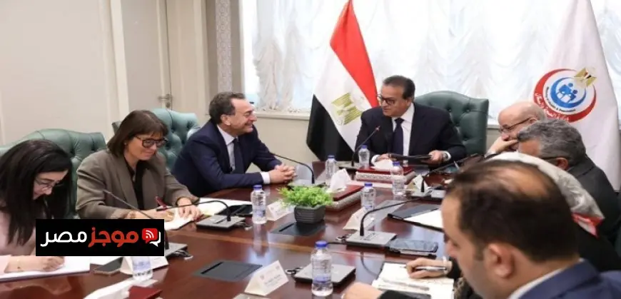 وزير الصحة يلتقي بالسفير الفرنسي لبحث سبل تعزيز رعاية أطفال فلسطين المصابين بالأورام