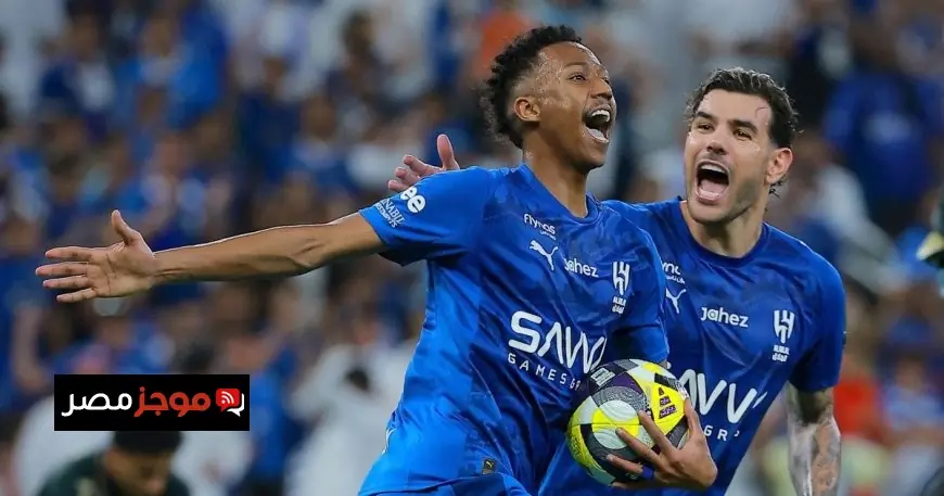 الهلال يُحقق انتصارا مثيرا على الخلود في الشوط الأول من نهائي كأس الملك