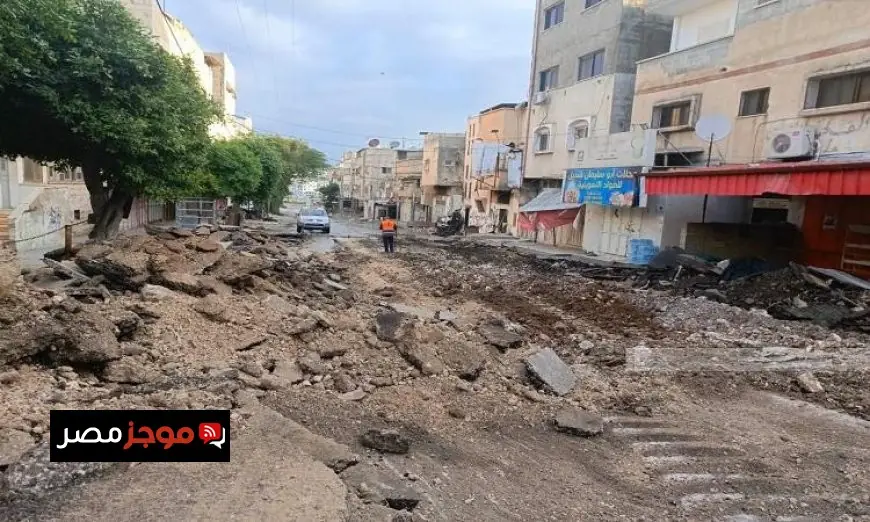 إصابة 6 فلسطينيين جراء قصف إسرائيلي استهدف منزلًا بمخيم الشاطئ غرب غزة