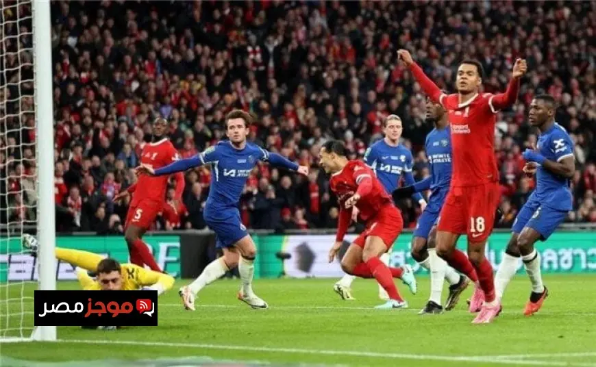 تشيلسي يواجه ليفربول في قمة الدوري الإنجليزي في مواجهة مثيرة تكسير العظام