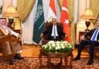 وزير الخارجية يناقش تطورات الأوضاع الإقليمية مع نظيريه السعودي والتركي