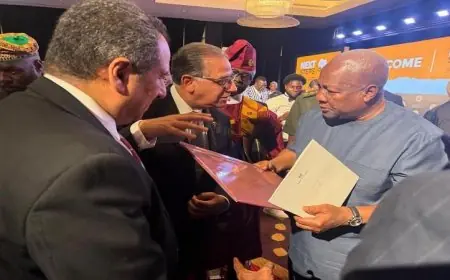 الرئيس الغاني يثني على التحسن الملحوظ في العلاقات المصرية الغانية