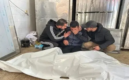 استشهاد طفلة ووالدها في قصف إسرائيلي مروع جنوب قطاع غزة