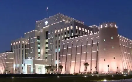 إصابة 54 شخصا وفقدان 18 آخرين جراء عطل فني في مصنع رأس لفان وفق الداخلية القطرية