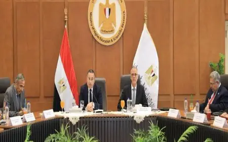 وزير التعليم العالي يؤكد التزامه بتطوير البرامج الدراسية لتلبية احتياجات سوق العمل
