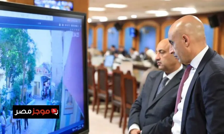 وزير التعليم يراقب سير أول أيام امتحانات الثانوية العامة من غرفة العمليات