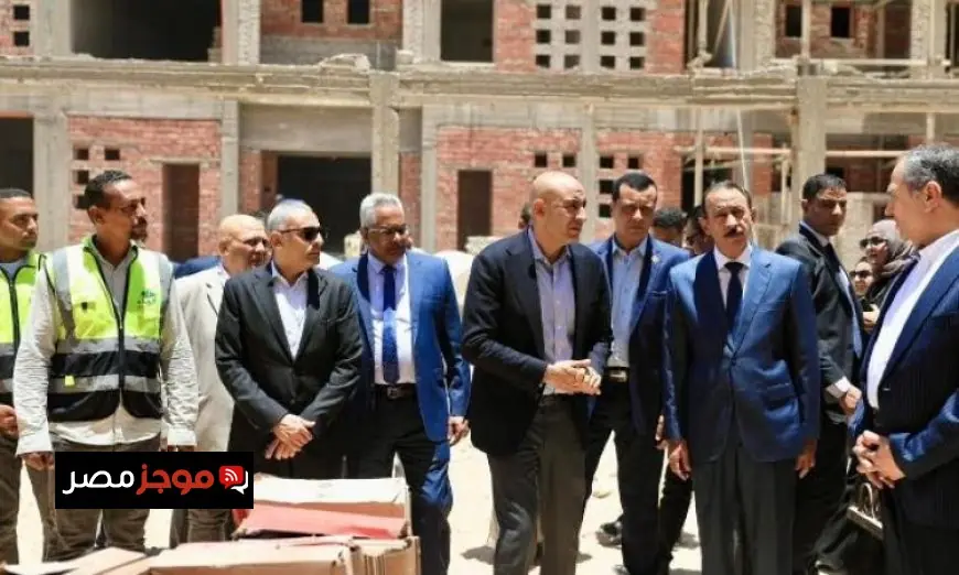 وزير التعليم ومحافظ سوهاج يزوران المشروعات التعليمية الجديدة لإنشاء بنية تحتية أفضل