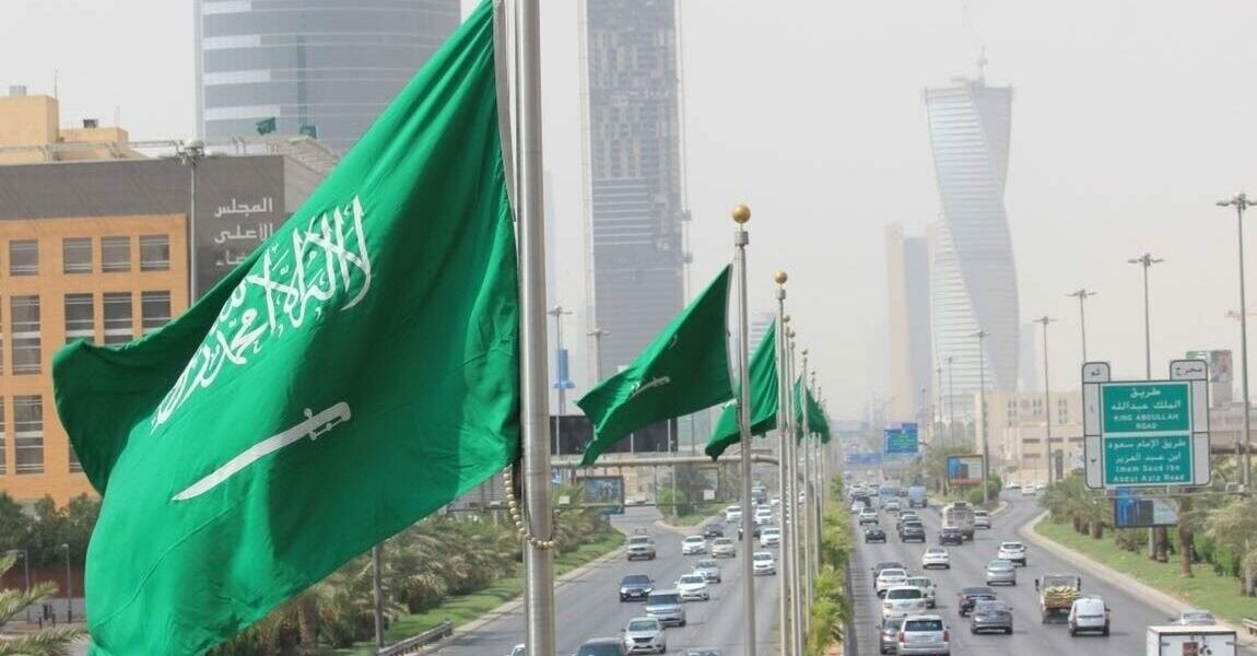 تعديل ساعات الحظر في السعودية