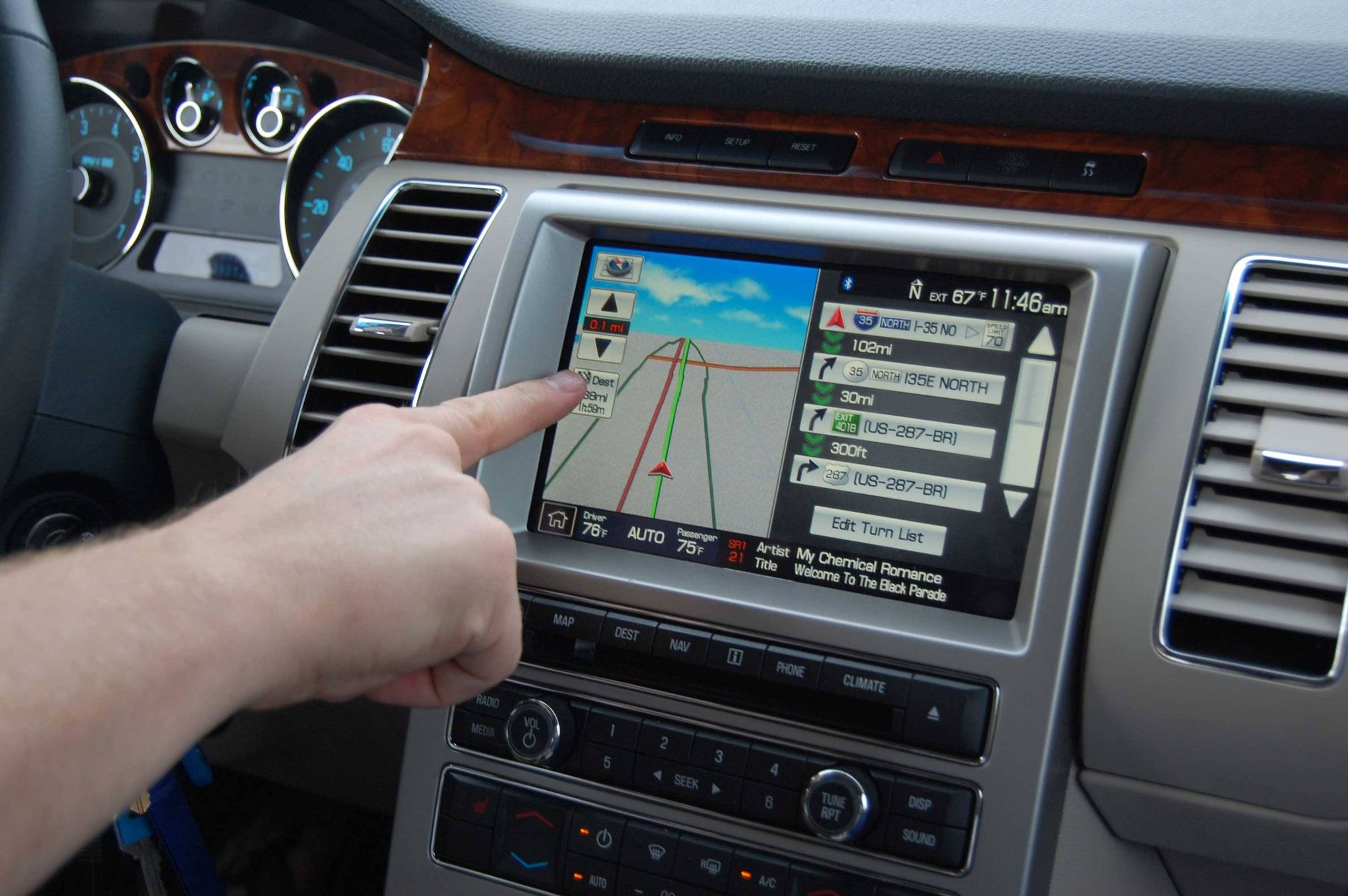 تحديث شاشة السيارة اندرويد بالخطوات وضبطها وأهم علامات تظهر على شاشة السيارة