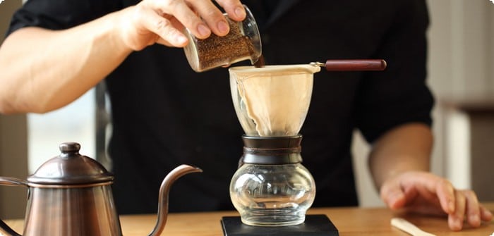 طريقة عمل القهوة الاسبريسو في المنزل يدويا بدون آلة وأنواع القهوة الاسبريسو