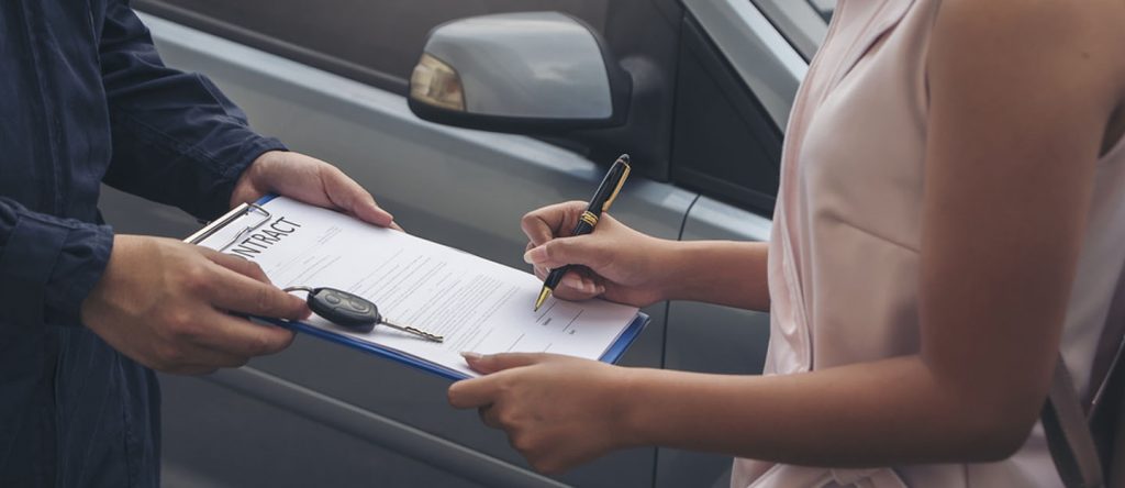 نقل ملكية السيارة بدون حضور صاحب السيارة والمستندات والرسوم المطلوبة