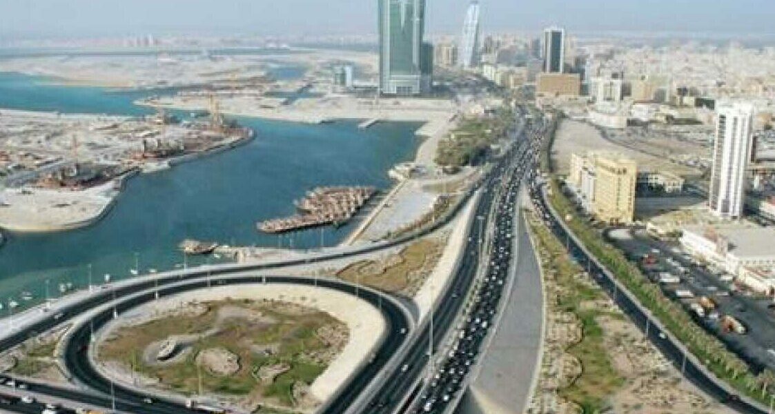 كم عدد سكان عمان 2020