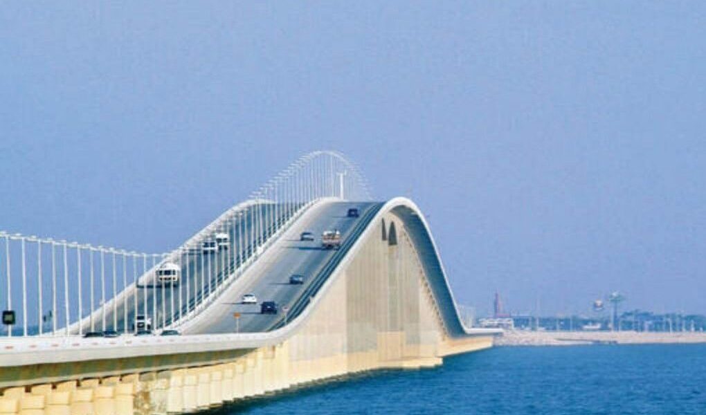متى يفتح جسر البحرين