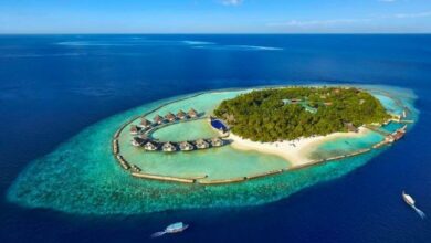 Photo of أين تقع جزر المالديف ومناخها وأشهر معالمها