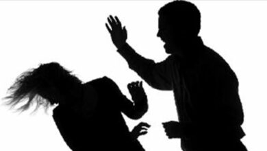 Photo of ضرب الزوج لزوجته في المنام باليد أو باداة وتأويل ابن سيرين للمرأة المتزوجة والحامل