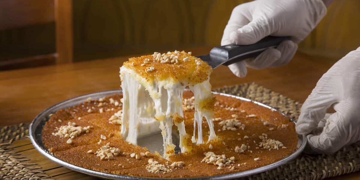 طريقة عمل الكنافة بالجبنة العكاوي ومعلومات عامة عن جبنة العكاوي