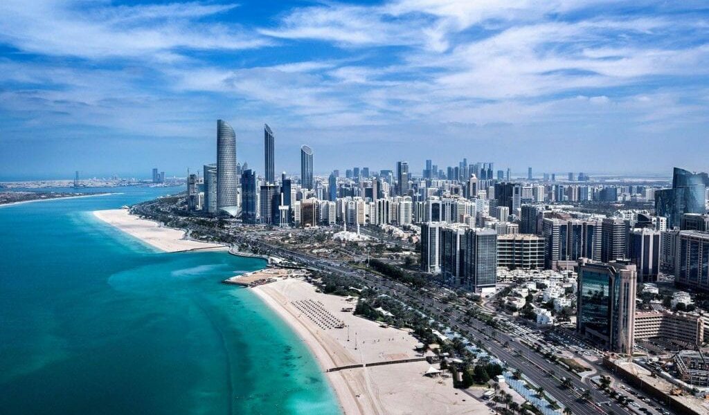 ما هي عاصمة الإمارات؟ وسبب تسمية الإمارات بهذا الاسم