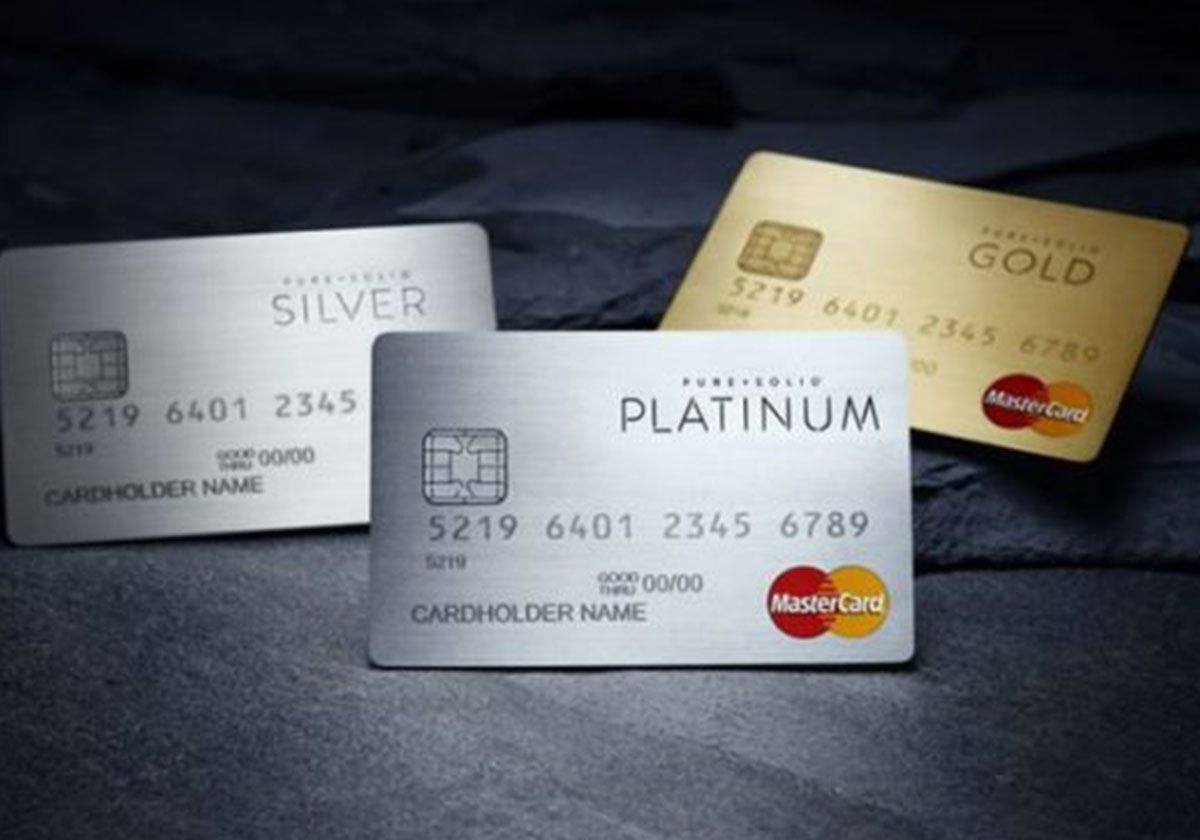الفرق بين البطاقة الذهبية والبلاتينية في البنك السعودي الفرنسي وبنك الرياض