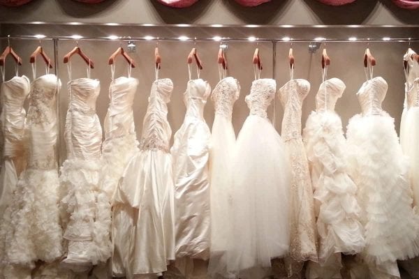 تفسير حلم العروس بالفستان الأبيض