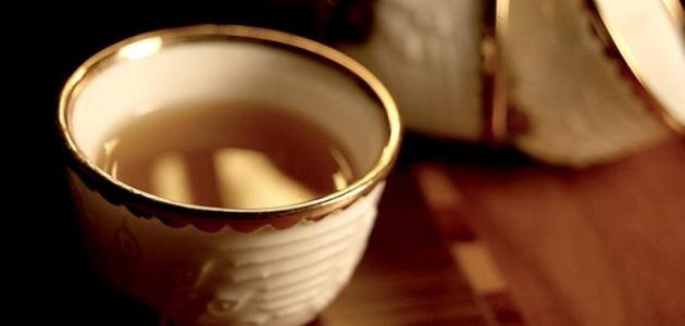 عناصر فنجان قهوة عربي تقليدي