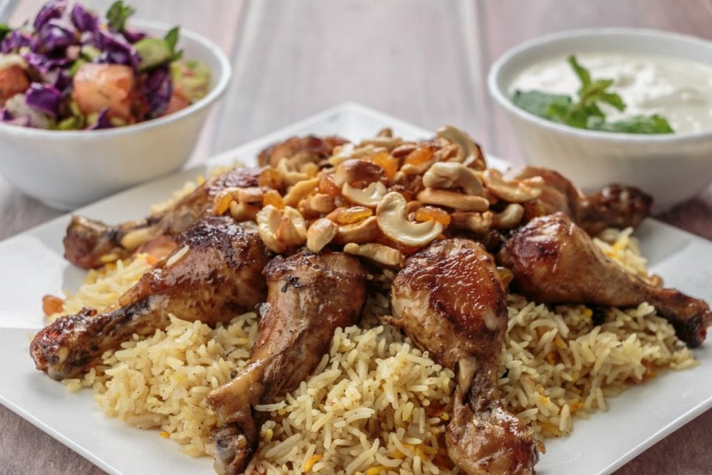 طريقة عمل المندي الأردني بالتفصيل وبدجاج مشهي وأرز المندي بالدجاج المدخن