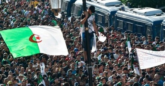 شعر عن الجزائر الوطن والثورة.. وقصيدة إلياذة الجزائر للمفدي زكرياء