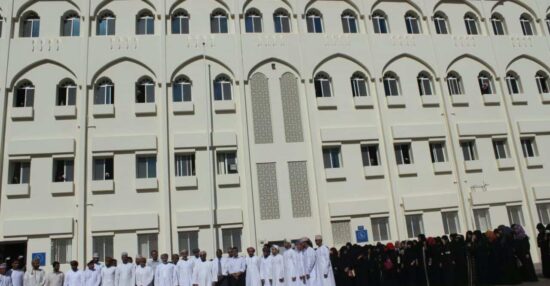 الجامعة العربية المفتوحة سلطنة عمان وأقسام الدراسة بها