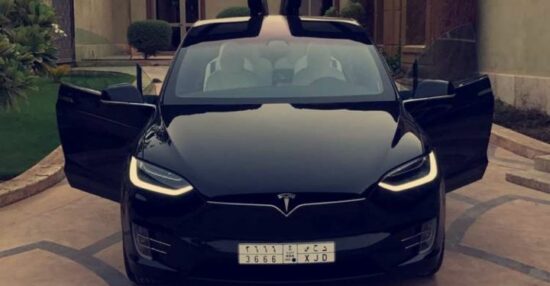 أسعار سيارات تسلا Tesla في السعودية 2021