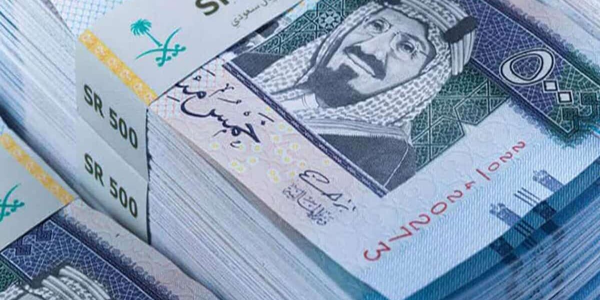 تقرير يؤكد زيادة الرواتب في السعودية في 2021