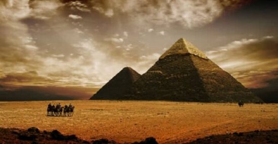 موضوع تعبير عن مصر بالعناصر وأهميتها التاريخية