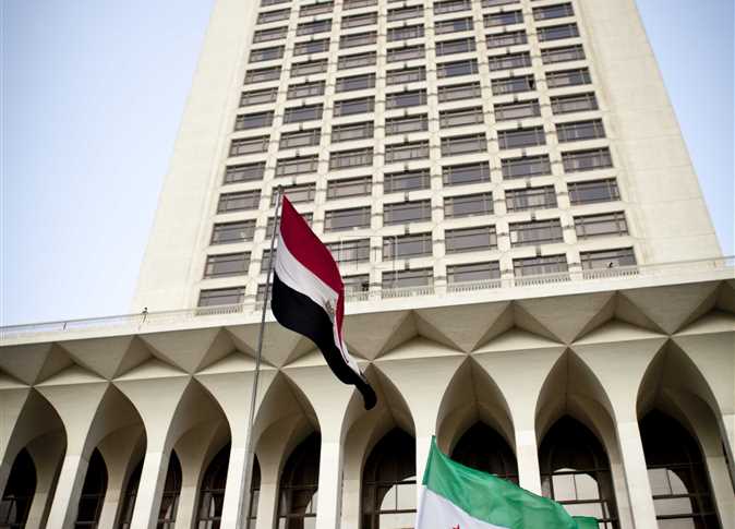 خارجية مصر تحذر مواطنيها من السفر إلى سلطنة عمان