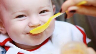5 أطعمة مفيدة للطفل في الشهر الخامس