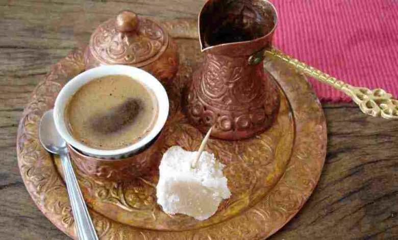 طريقة عمل القهوة العربية البدوية بالصور
