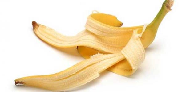 فوائد قشر الموز للبشرة الدهنية