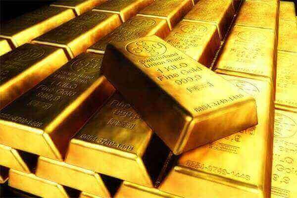 متى ينخفض سعر الذهب في السعودية