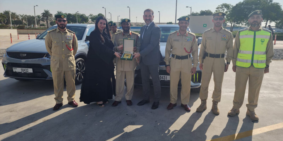 شرطة دبي تكرم شركة AGMC GEELY للسيارات