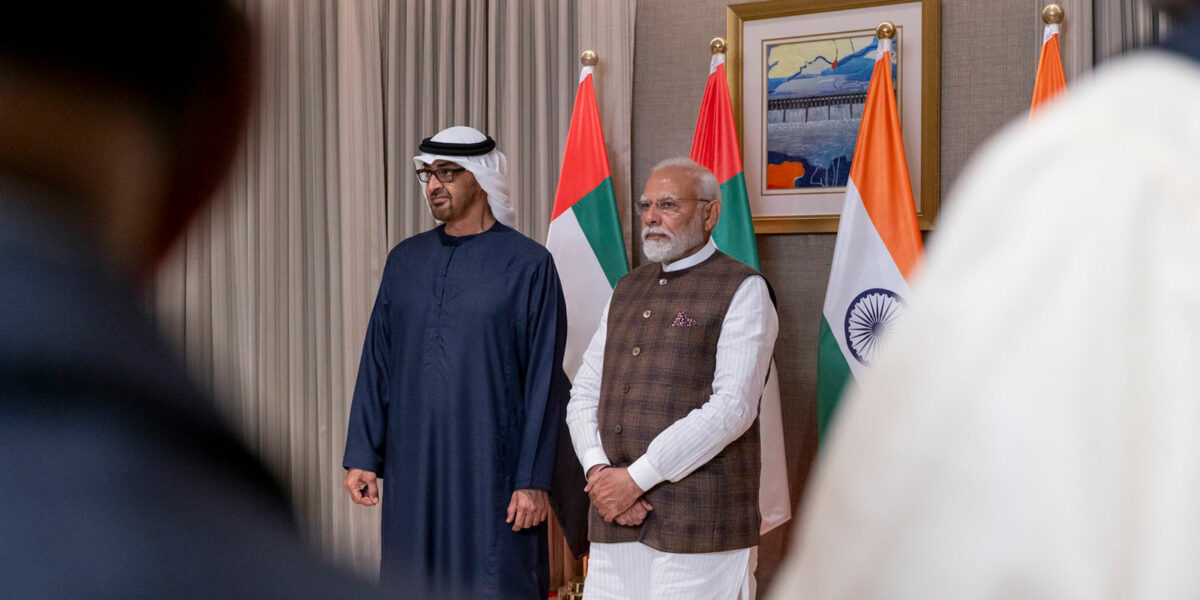 الإمارات والهند توقعان مذكرات تفاهم للتعاون الاستثماري في قطاعات متعددة
