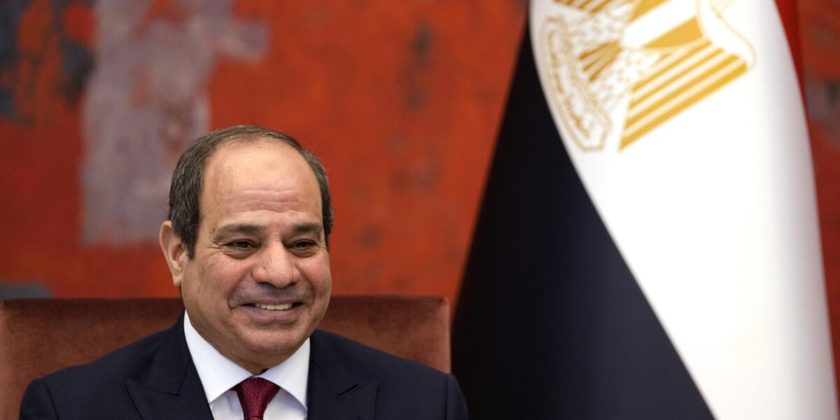 بعد 10 سنوات.. السيسي يوافق على استحدث مادة قانونية جديدة في مصر