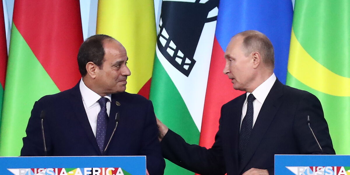 "روسيا تعطي دفعة قوية لاقتصاد مصر".. خبير يتحدث لـRT عن أهمية خطوة "روس أتوم"